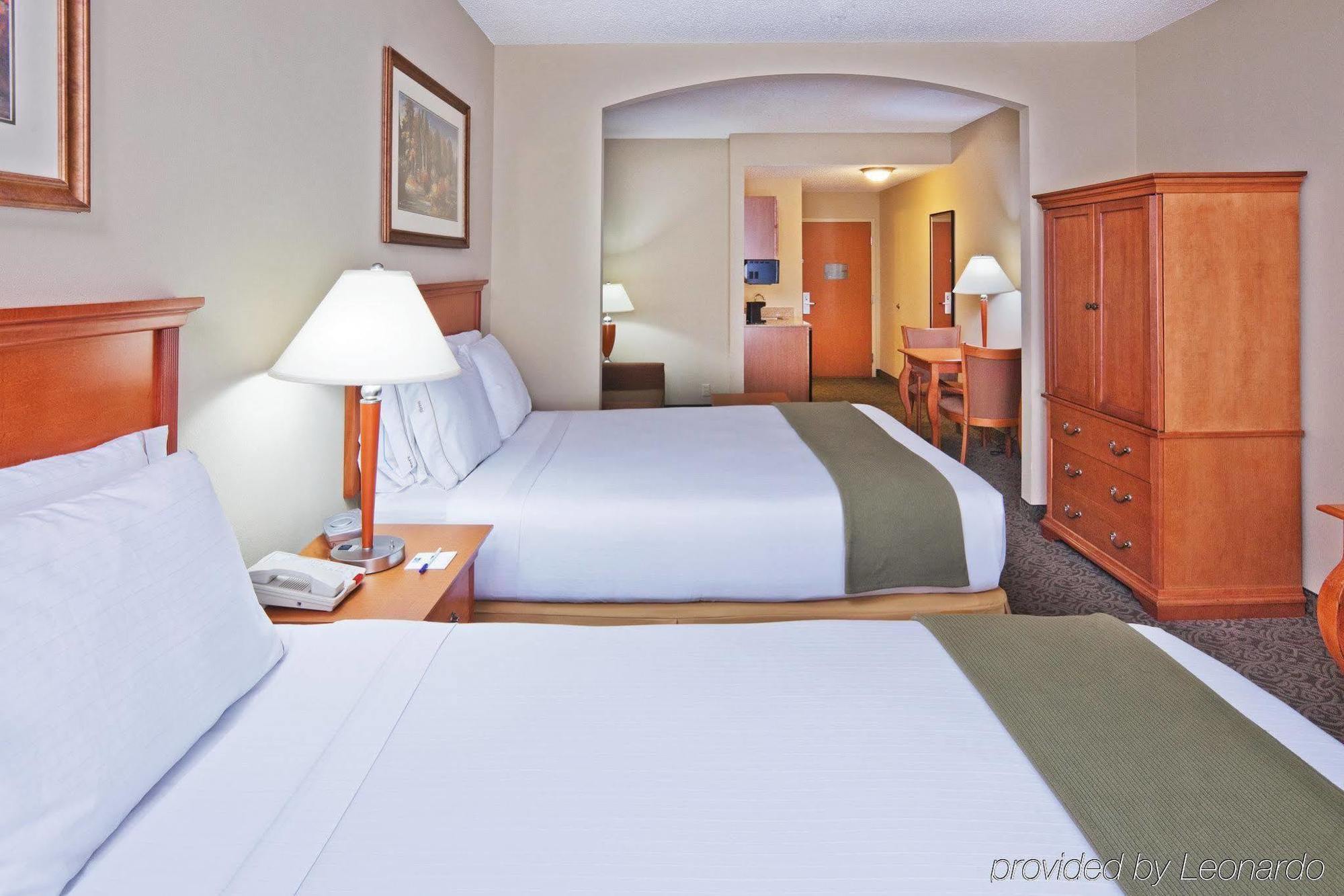 Holiday Inn Express Hotel & Suites Lawton-Fort Sill By Ihg Zimmer foto